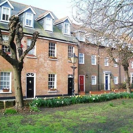 The Quay - Old Town Poole B&B - Great Location - Secure Free Parking Exterior photo