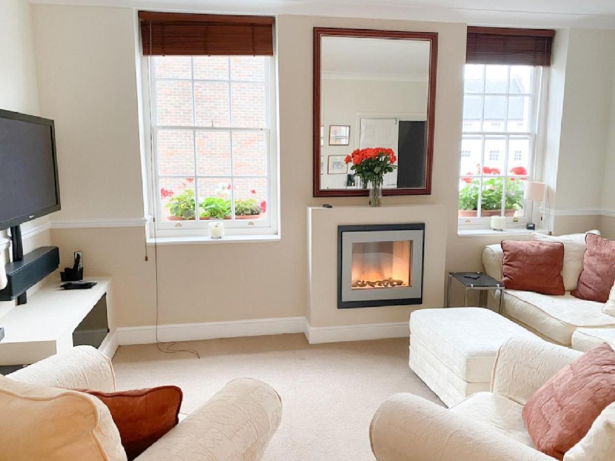 The Quay - Old Town Poole B&B - Great Location - Secure Free Parking Exterior photo